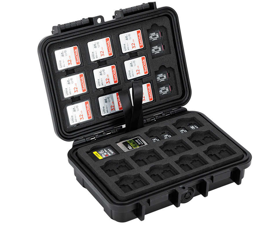 Защитный бокс на 90 шт microSD, 33 шт SD и 12 шт CFexpress Type-A