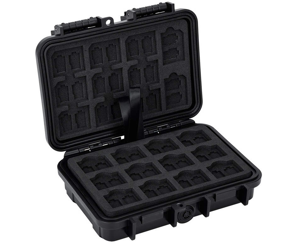 Защитный бокс на 90 шт microSD, 33 шт SD и 12 шт CFexpress Type-A