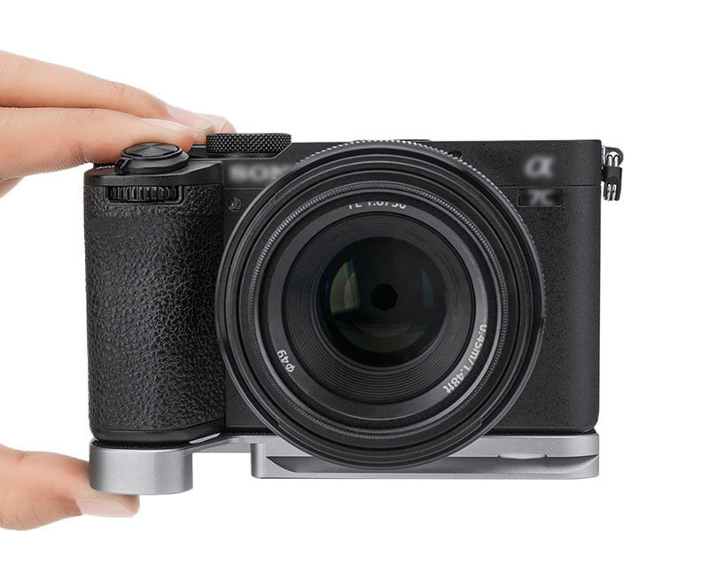 Удлинитель рукоятки для Sony a7C II и a7C R (серебристый)