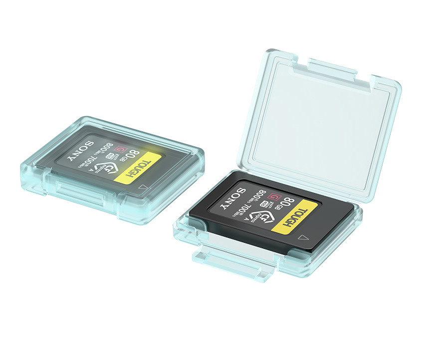 Защитный бокс на четырнадцать CFexpress Type A и восемнадцать SD карт памяти