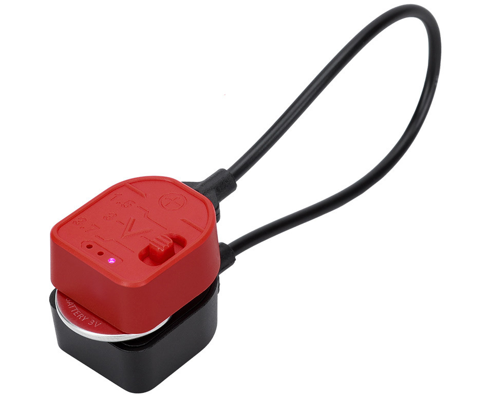 Тестер уровня заряда батареек и аккумуляторов 1.5V / 3V / 3.7V