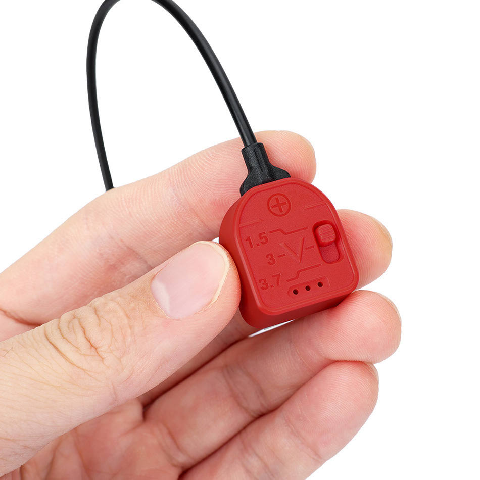 Тестер уровня заряда батареек и аккумуляторов 1.5V / 3V / 3.7V