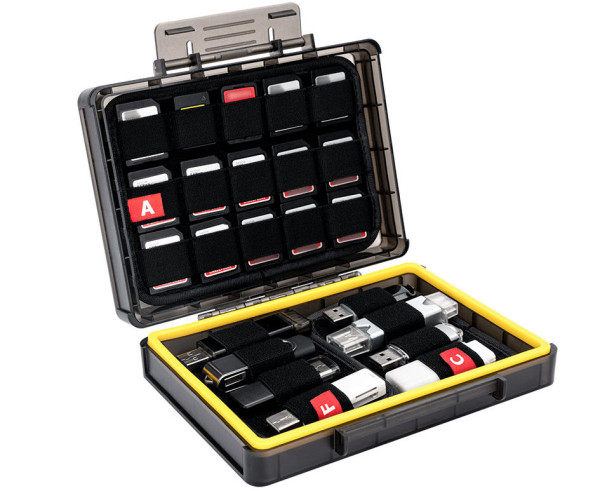 Футляр защитный на 16 шт USB флешек и 30 шт SD / NS / PSV / CFexpress Type A карт памяти