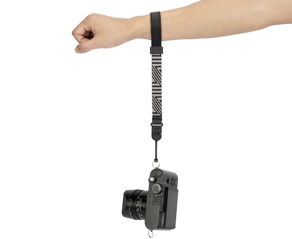 Ремешок на запястье для зеркальных, беззеркальных и Point and Shoot камер (серебристо-серый)
