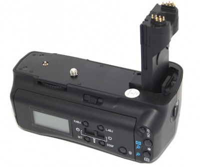 Профессиональный батарейный блок JJC для фотокамеры Canon 5D Mark II (Canon BG-E6)
