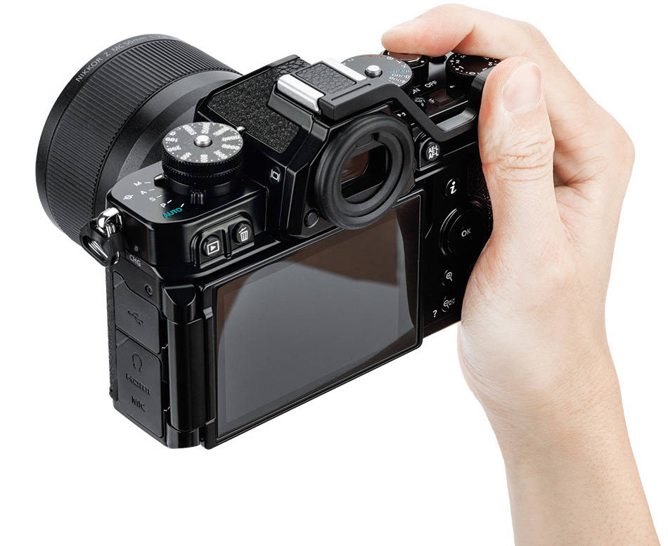 Дополнительный хват для Nikon Z f
