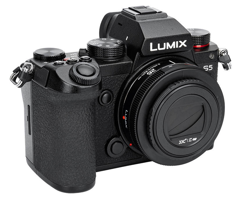 Защитная крышка объектива Panasonic Lumix S 26mm f/8 (Leica L)