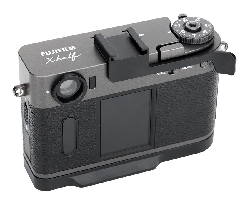 Дополнительный хват для Fujifilm X Half (чёрный цвет)