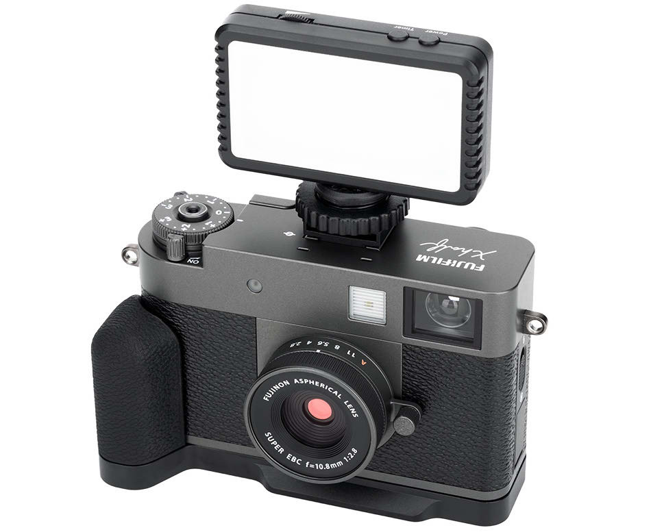 Дополнительный хват для Fujifilm X Half (чёрный цвет)