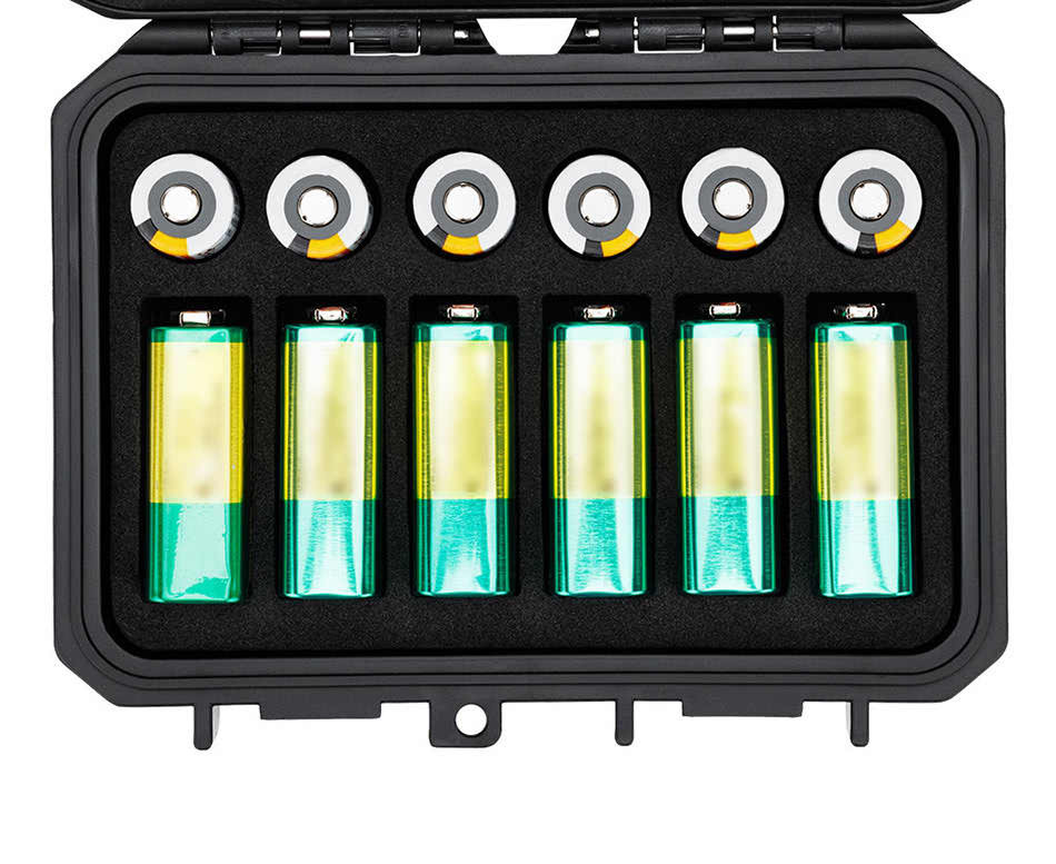 Защитный бокс на 6 батарей 9V и 6 батарей CR123A (CR17345) / CR16340 / CR18350 / CR15270 (CR2)