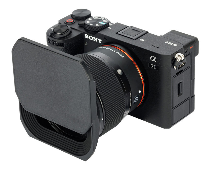 Бленда для объектива Sigma 56mm f/1.4 DC DN (Sigma LH582-01)