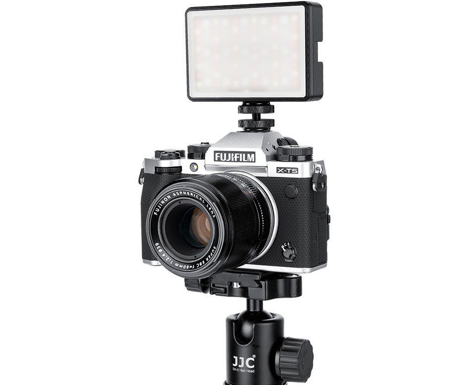 Накамерная видео LED RGB панель для влогов и трансляций