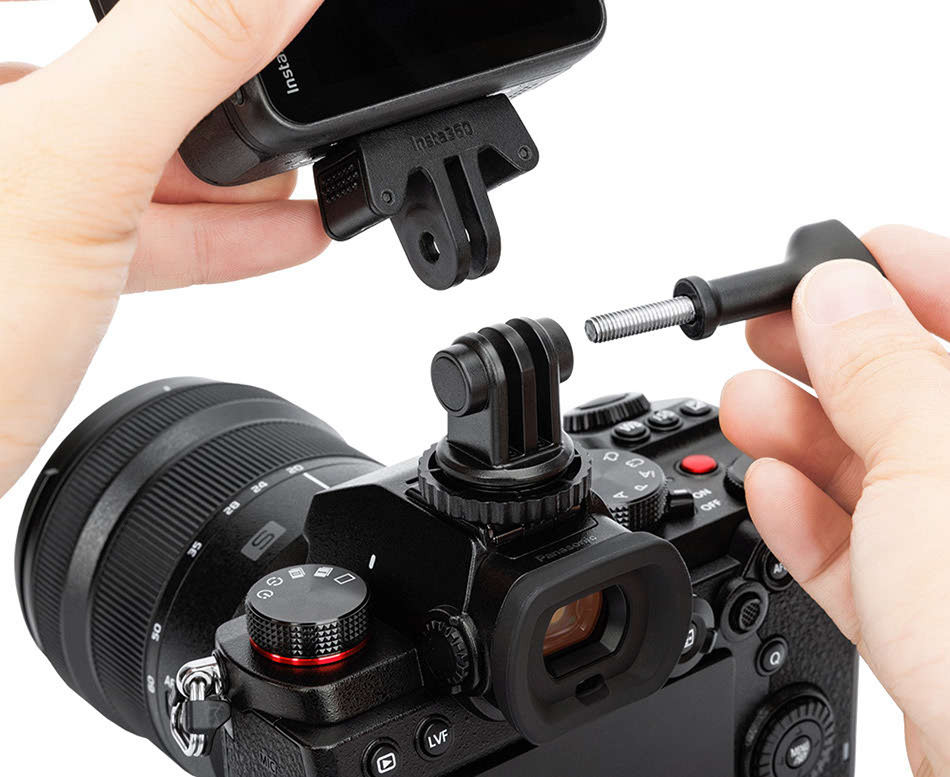 Крепление экшн камеры в горячий башмак или штатив 1/4-20