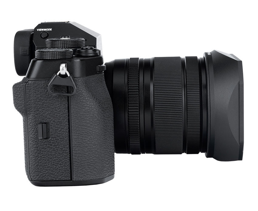 Бленда для объектива Fujifilm XF 16-50mm f/2.8-4.8 R LM WR с крышкой