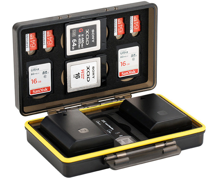 Бокс на два аккумулятора фотокамеры универсальный и карт памяти SD / MicroSD / XQD