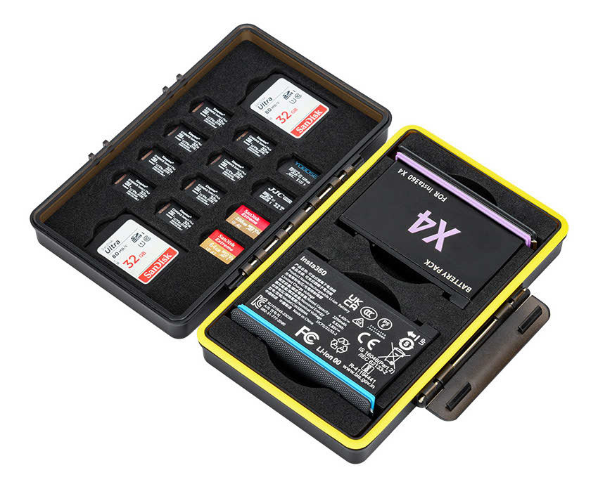 Бокс на два аккумулятора Insta360 X4 / X3 и карт памяти SD / MicroSD