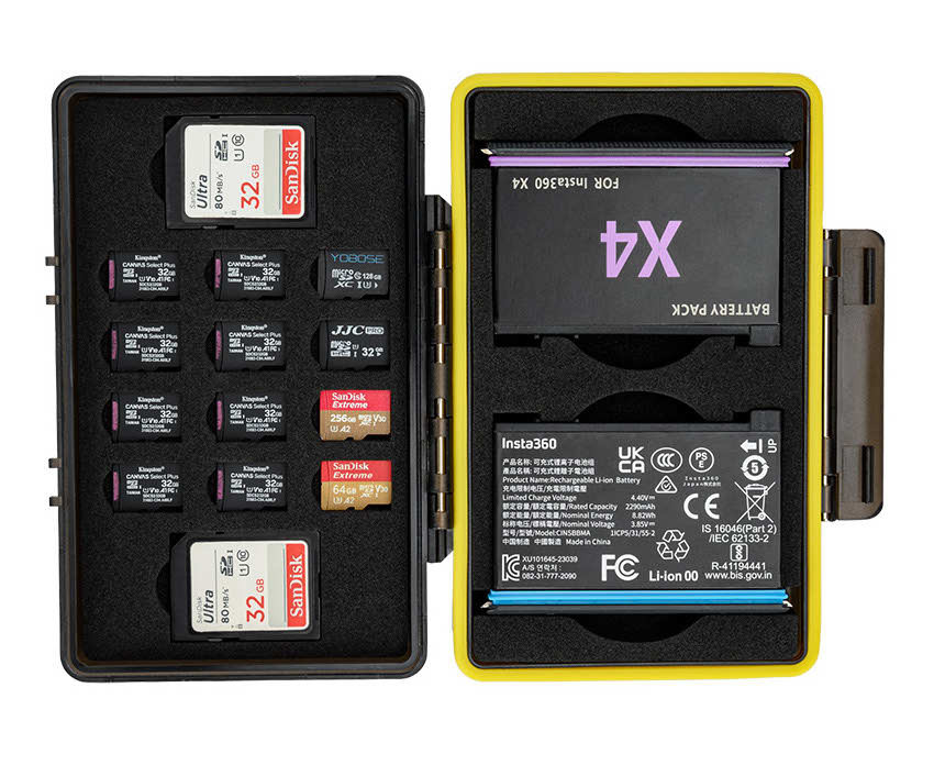 Бокс на два аккумулятора Insta360 X4 / X3 и карт памяти SD / MicroSD