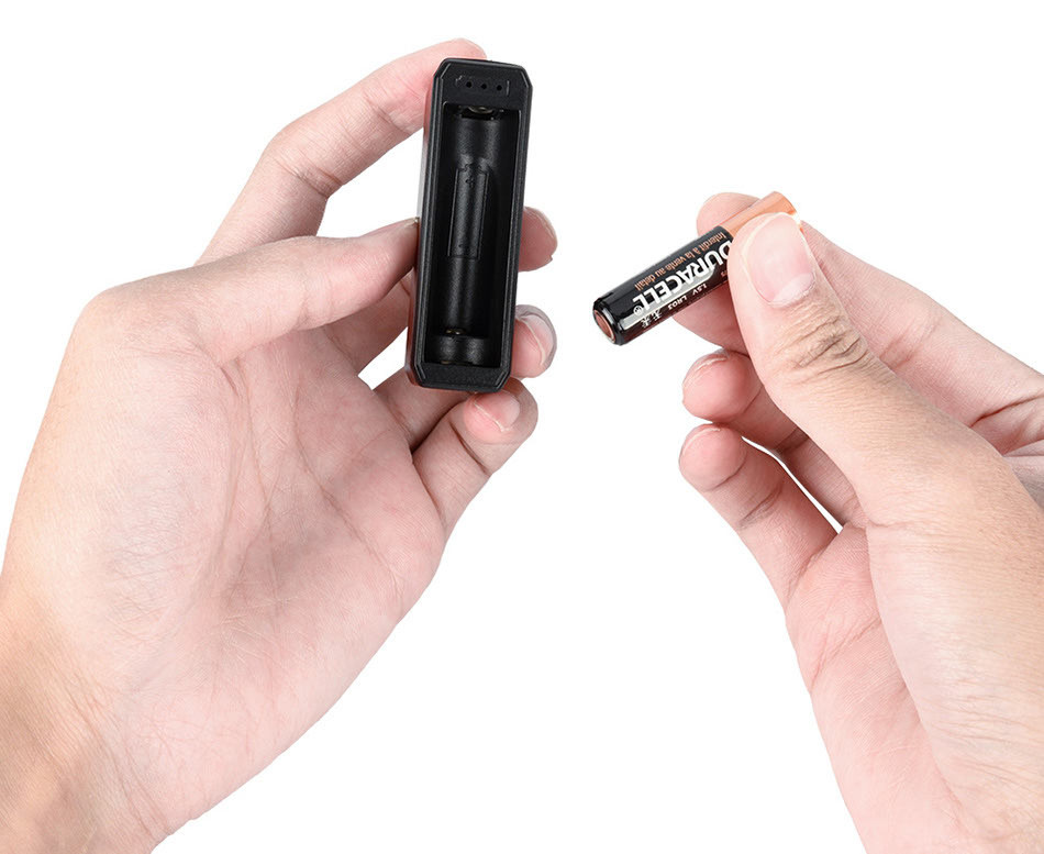 Стойка лестница для хранения AAA батареек и аккумуляторов с тестером уровня заряда